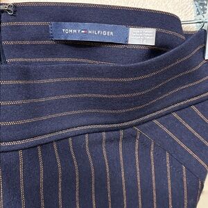 NWOT Tommy Hilfiger Navy/tan pin-striped midi pencil skirt
